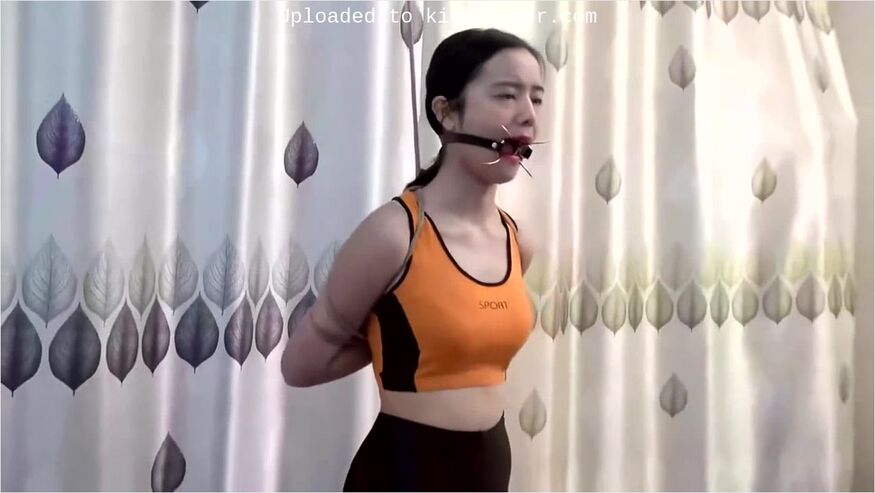 Chinese Pretty Sports Girl (/4)