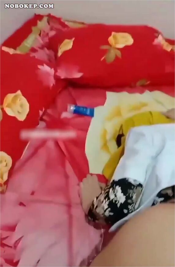 Bokep Indo Hijab Bidan Kuning Dientot Lubang Pantat - Bokep31
