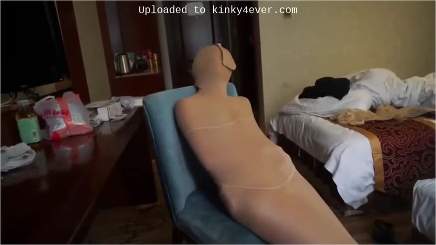 Zentai Chinese Bondage