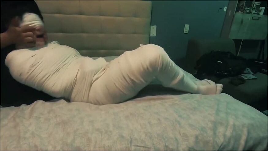 Mexican Art student 18+ Mummified