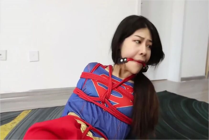 Lex Captures The Super Spy