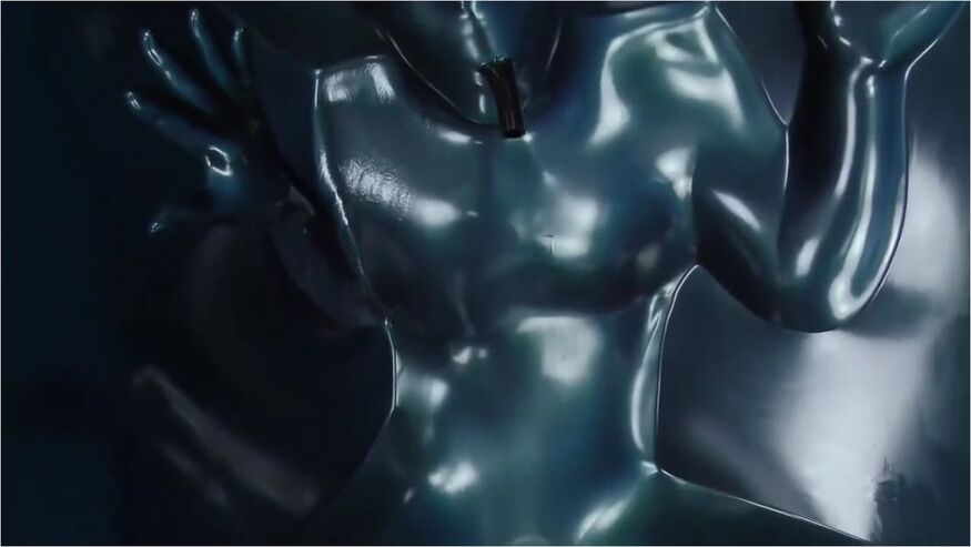Latex Vacuum Cube