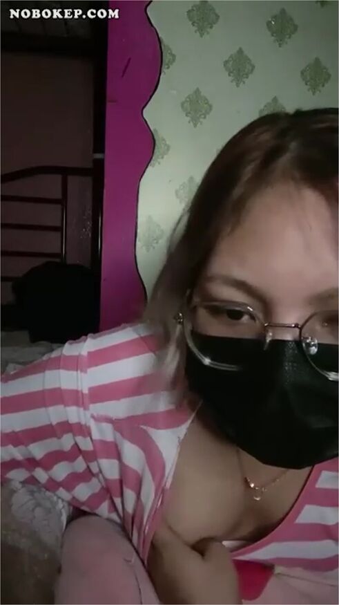 Bokep Indo Shay Spill Toket Mainin Uting Tipis2 - Playbokep